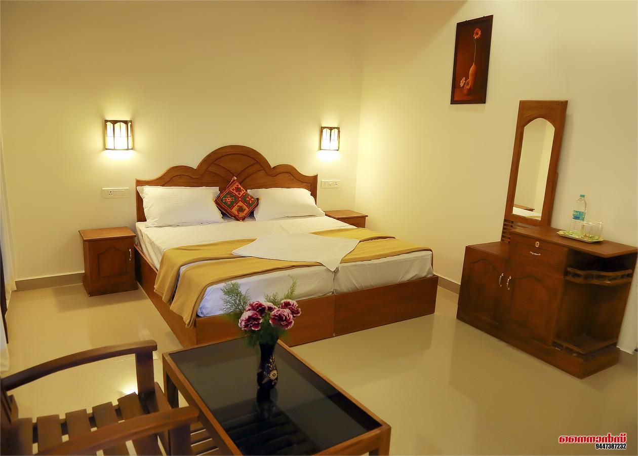 Holiday Villa Thekkady Extérieur photo